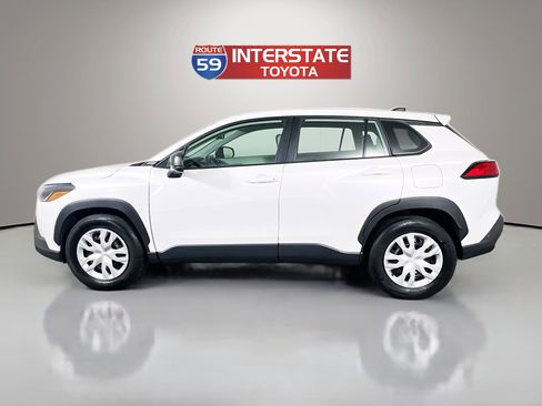 Certified 2023 Toyota Corolla Cross L image 4