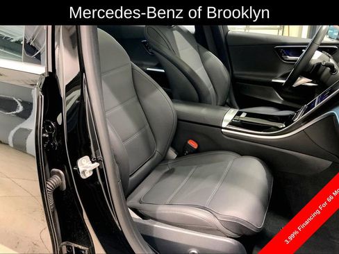 Certified 2025 Mercedes-Benz C 300 4MATIC Sedan image 10