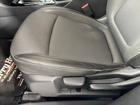 Used 2024 Buick Encore GX Preferred FWD image 11