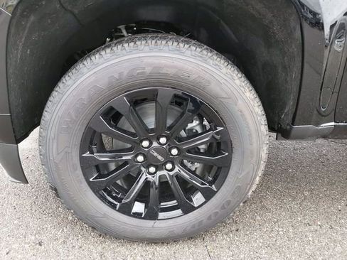 Used 2022 GMC Canyon Elevation w/ Trailering Package image 14