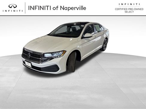 Used 2023 Volkswagen Jetta SE w/ Panoramic Sunroof Package image 1