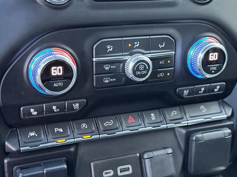 Used 2020 GMC Sierra 1500 SLT w/ SLT Premium Plus Package image 21