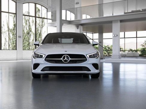 Used 2022 Mercedes-Benz CLA 250 image 8