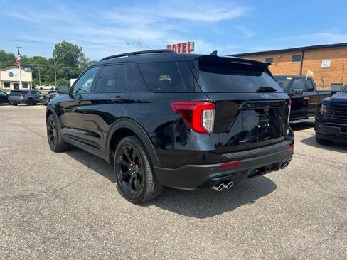 Certified 2023 Ford Explorer ST w/ Equipment Group 401A AWD/4WD image 5