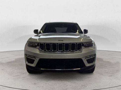 Used 2022 Jeep Grand Cherokee Limited AWD/4WD image 2