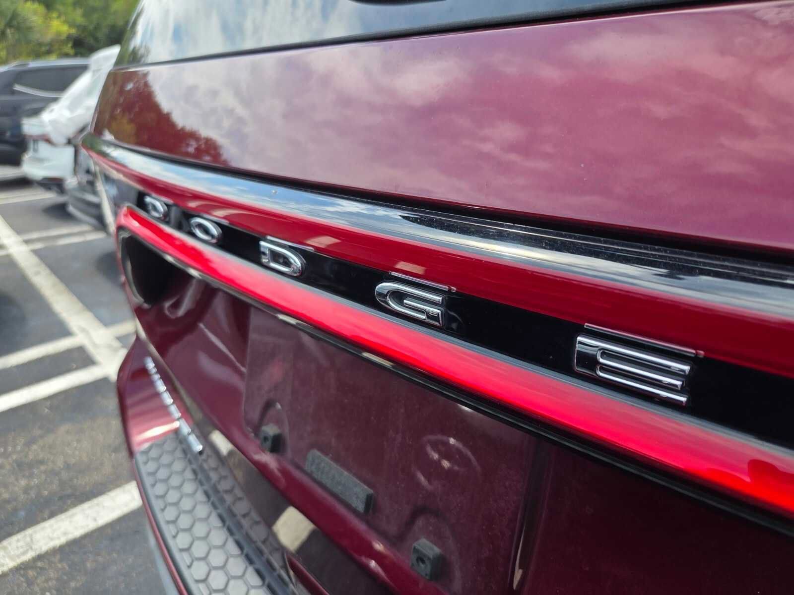 Used 2023 Dodge Durango SXT w/ Quick Order Package 2BK RWD image 4