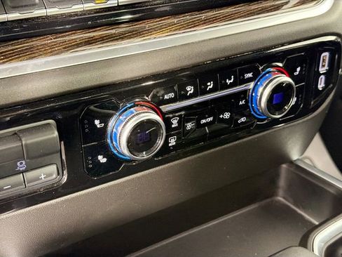 Used 2023 GMC Sierra 1500 Elevation image 15