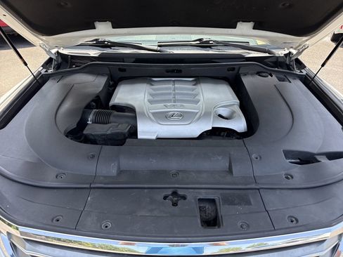 Used 2008 Lexus LX 570 4WD image 44