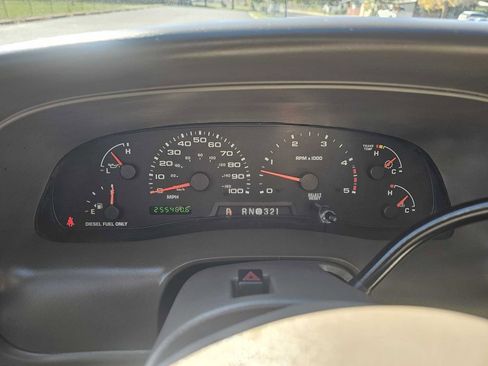 Used 2004 Ford Excursion Limited image 16