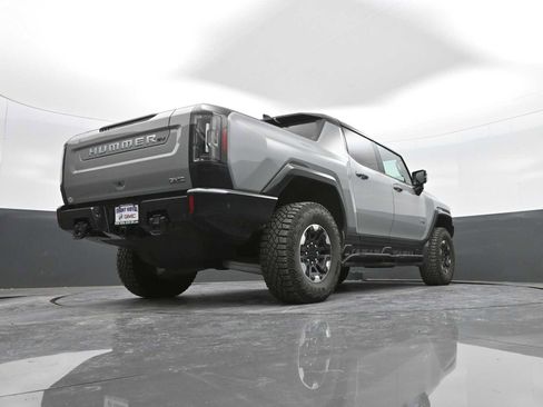 New 2025 GMC Hummer EV 3X w/ Extreme Off-Road Package image 40