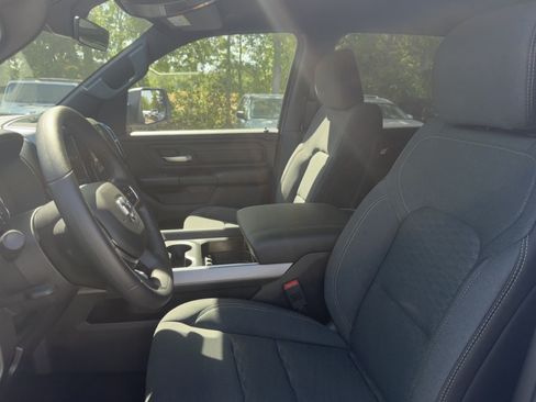 New 2026 RAM 1500 Express AWD/4WD image 15
