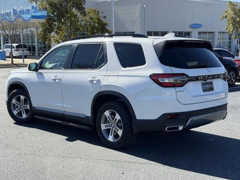 New 2026 Honda Pilot EX-L image 9