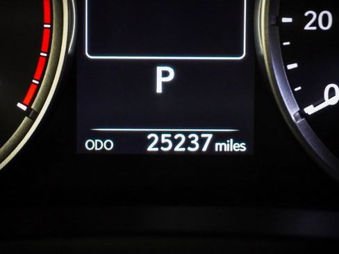 Used 2024 Lexus IS 300 w/ Premium Package image 9