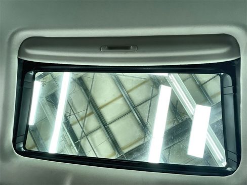 Used 2021 Honda Accord Touring image 30