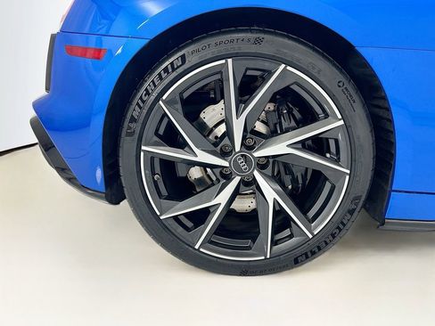 Used 2021 Audi R8 V10 RWD image 28