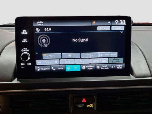 Used 2025 Honda Pilot Black Edition image 15