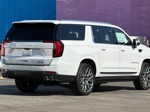 New 2026 GMC Yukon XL Denali Ultimate AWD/4WD image 4