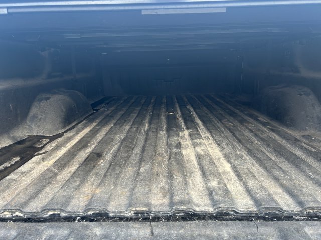 Used 2016 Chevrolet Silverado 2500 High Country w/ Duramax Plus Package AWD/4WD image 17