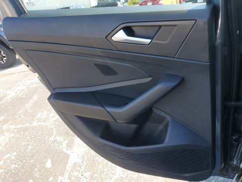 Used 2023 Volkswagen Jetta S image 13