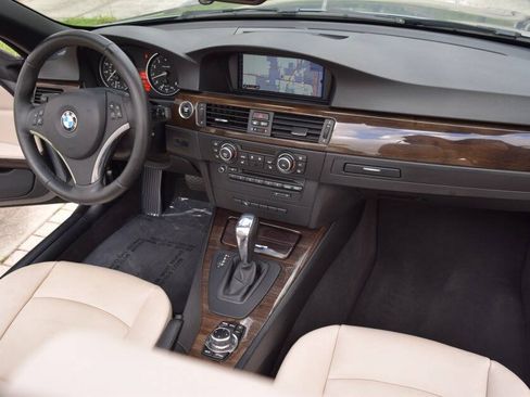 Used 2013 BMW 328i Convertible RWD image 51
