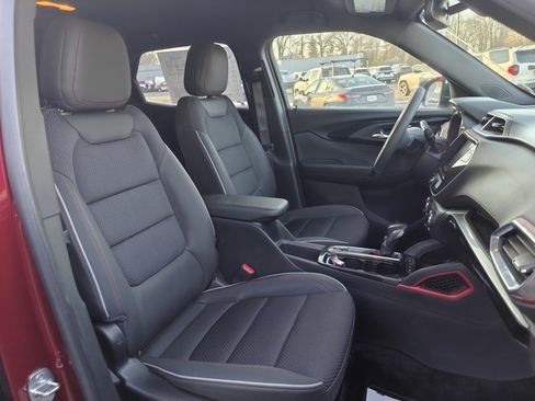 Certified 2023 Chevrolet TrailBlazer RS w/ Convenience Package image 18