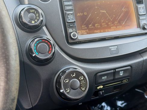 Used 2012 Honda Fit Sport image 14