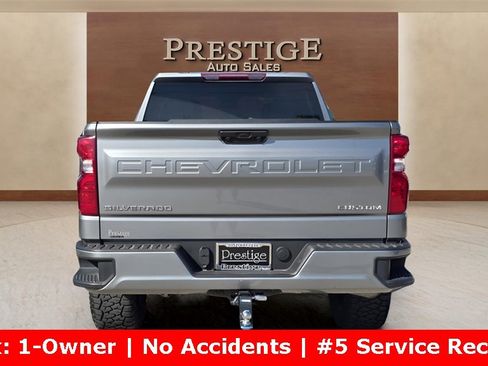 Used 2023 Chevrolet Silverado 1500 Custom image 12
