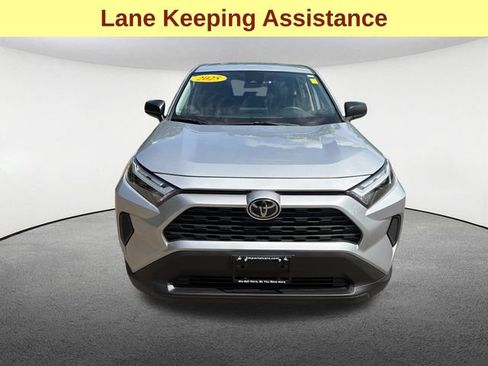 Certified 2025 Toyota RAV4 LE AWD/4WD image 4