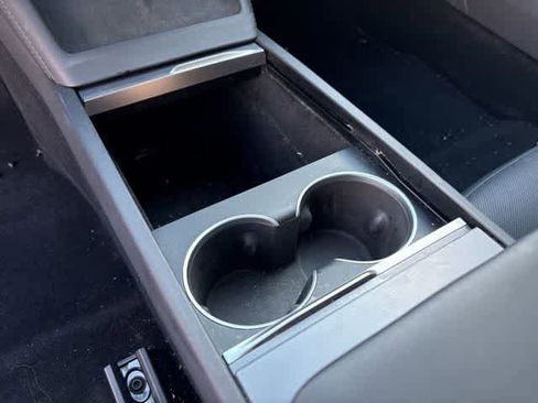 Used 2024 Tesla Model 3 Standard Range RWD image 17