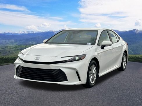 Used 2026 Toyota Camry LE FWD image 1