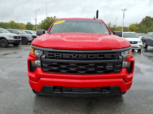 Used 2024 Chevrolet Silverado 1500 Custom w/ Turbomax Blackout Package image 13