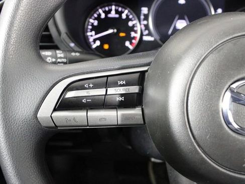 Used 2022 MAZDA MAZDA3 Sedan image 21