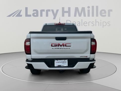 Used 2023 GMC Canyon AT4 w/ Canyon Safety Plus Package AWD/4WD image 4