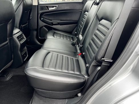 Used 2023 Ford Edge SEL AWD/4WD image 8
