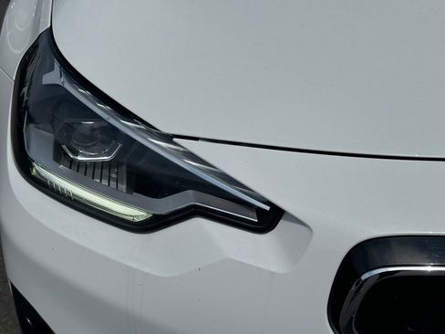 Used 2022 BMW 230i Coupe w/ Convenience Package RWD image 7