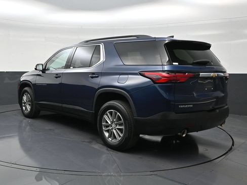 Used 2023 Chevrolet Traverse LT FWD image 3