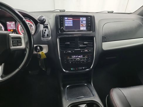 Used 2017 Dodge Grand Caravan GT FWD image 20