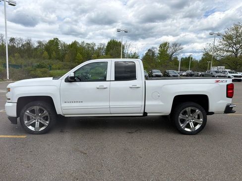Used 2018 Chevrolet Silverado 1500 LT w/ All Star Edition AWD/4WD image 5
