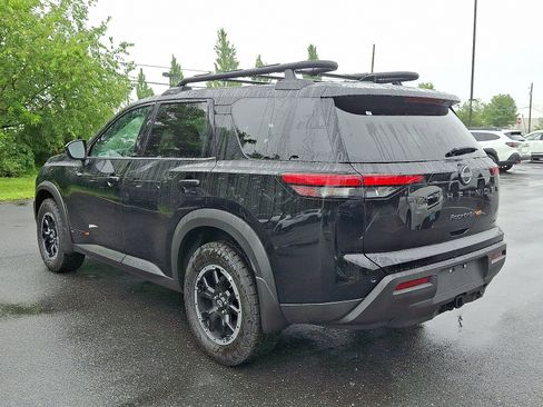 New 2025 Nissan Pathfinder Rock Creek image 3