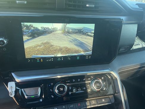 Used 2023 GMC Sierra 1500 Denali w/ Technology Package image 14