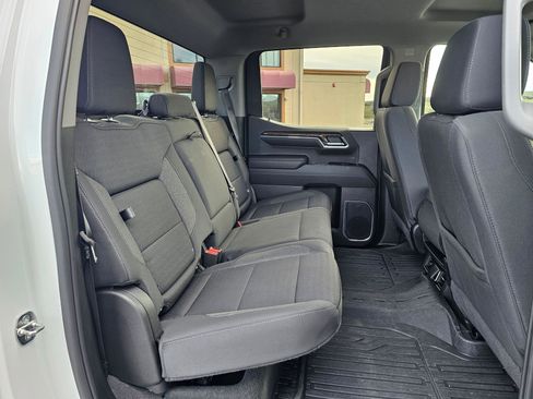 Used 2024 GMC Sierra 1500 Elevation w/ LPO, Elevation Black Package image 14