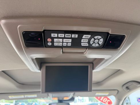 Used 2017 Honda Pilot Touring image 20