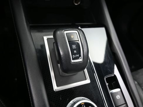 Used 2023 Mitsubishi Outlander SE image 32