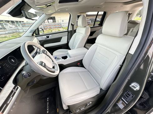 Used 2024 Hyundai Santa Fe Calligraphy AWD/4WD image 20
