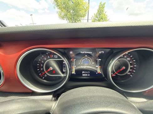 Used 2020 Jeep Wrangler Unlimited Rubicon AWD/4WD image 15