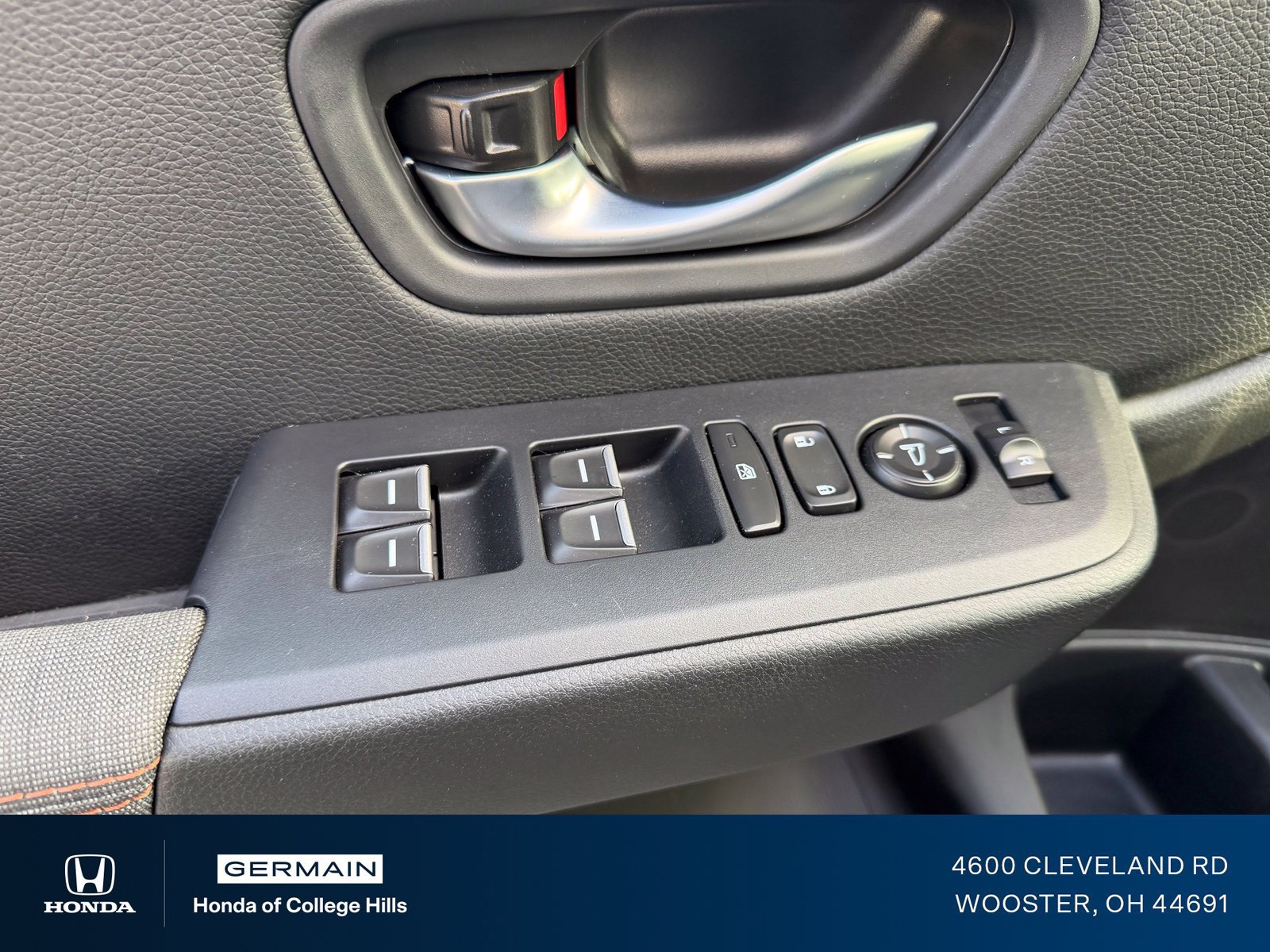 Used 2026 Honda Pilot Sport image 16
