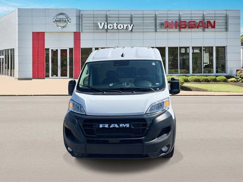 Used 2025 RAM ProMaster 2500 w/ Convenience Group FWD image 8