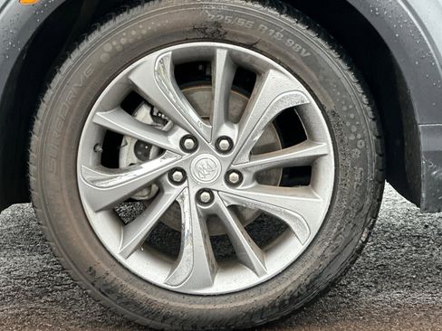 Used 2021 Buick Encore GX Essence w/ Experience Buick Package image 26