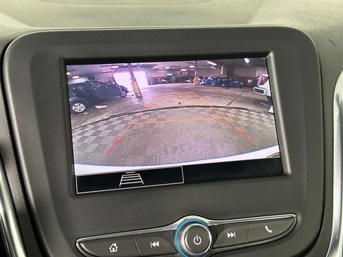 Used 2023 Chevrolet Equinox LT AWD/4WD image 18