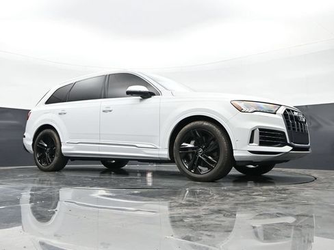Used 2023 Audi Q7 3.0T Prestige w/ Prestige Package AWD/4WD image 37